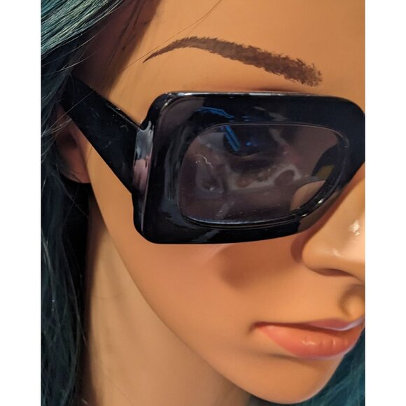 Free People Retro Mod Black Rectangular Sunglasses - Picture 8 of 8